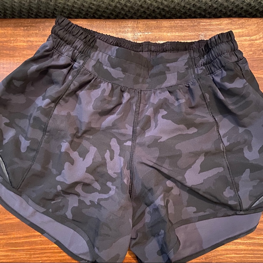 4 in hotty hot shorts